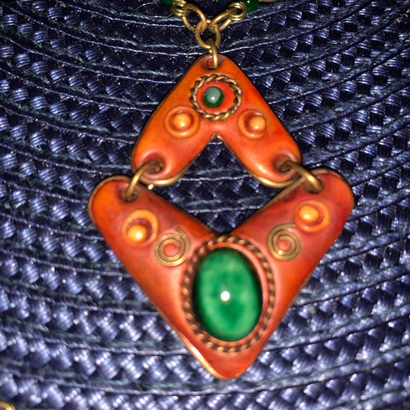 Gorgeous set - Picture 3 of 6